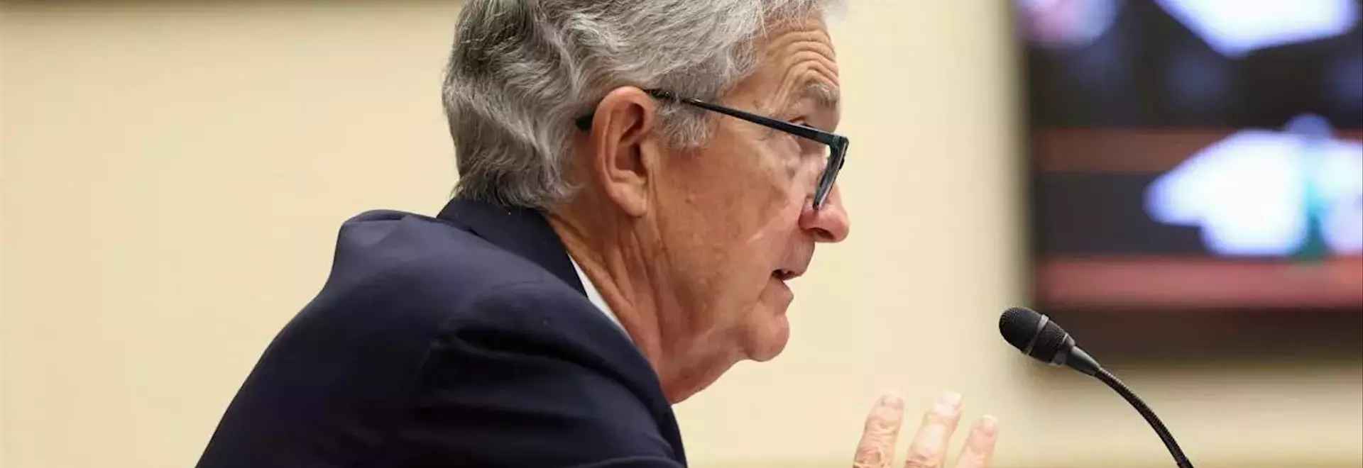 Federal Reserve Chair Signals Flexible Approach to Rate Cuts Amid Inflation Watch