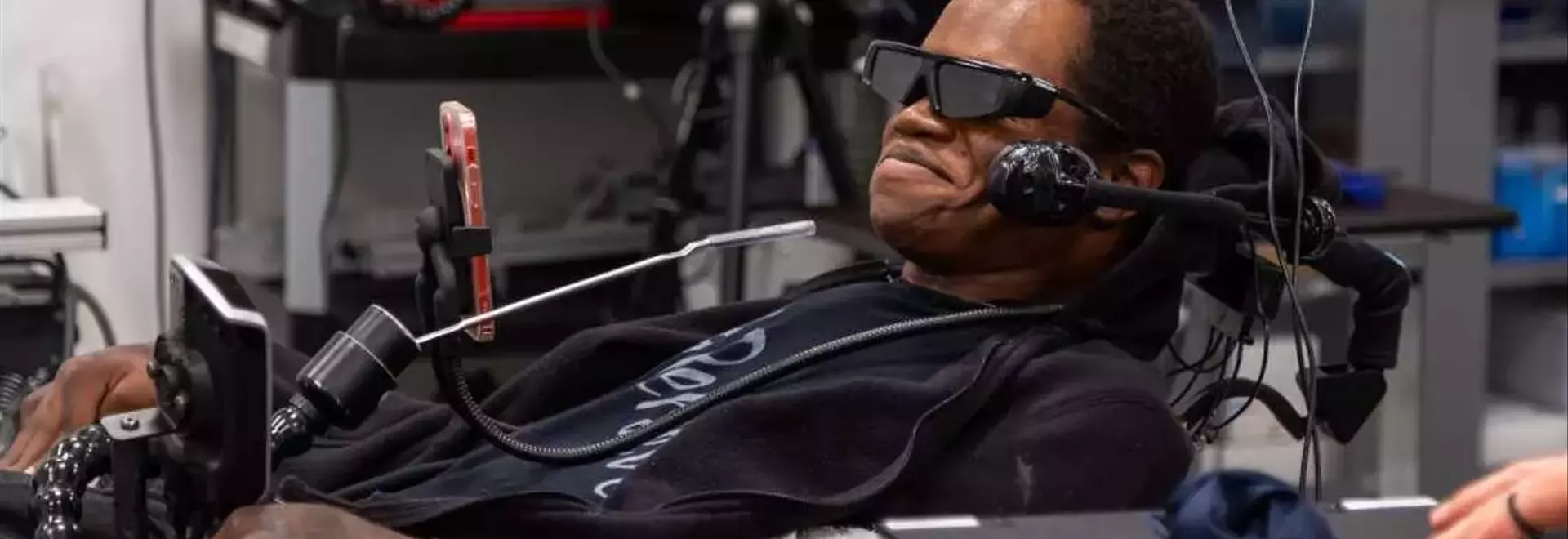 Revolutionizing Assistance: Brain-Computer Interfaces Empowering Individuals with Disabilities
