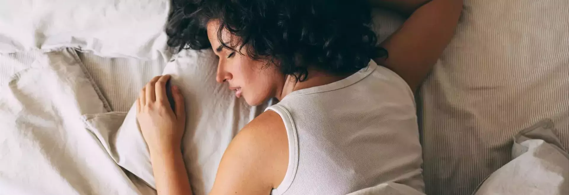 Essential Sleep Aids for Perimenopause: Conquering Night Sweats and Insomnia