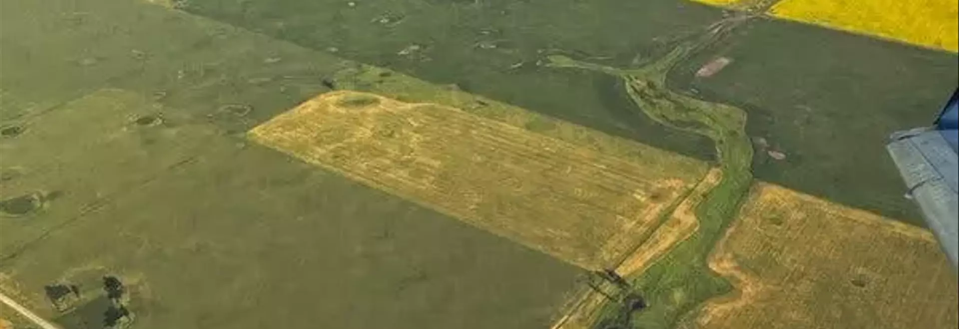 Close Call: Commercial Flight Evades Mid-Air Collision Near Military Base
