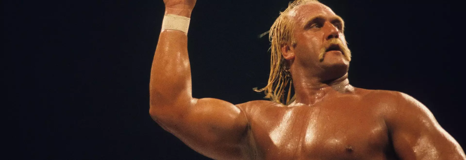 Wrestling Icon Hulk Hogan Passes Away at 71, Leaving Behind a Legacy of Entertainment and Transformation