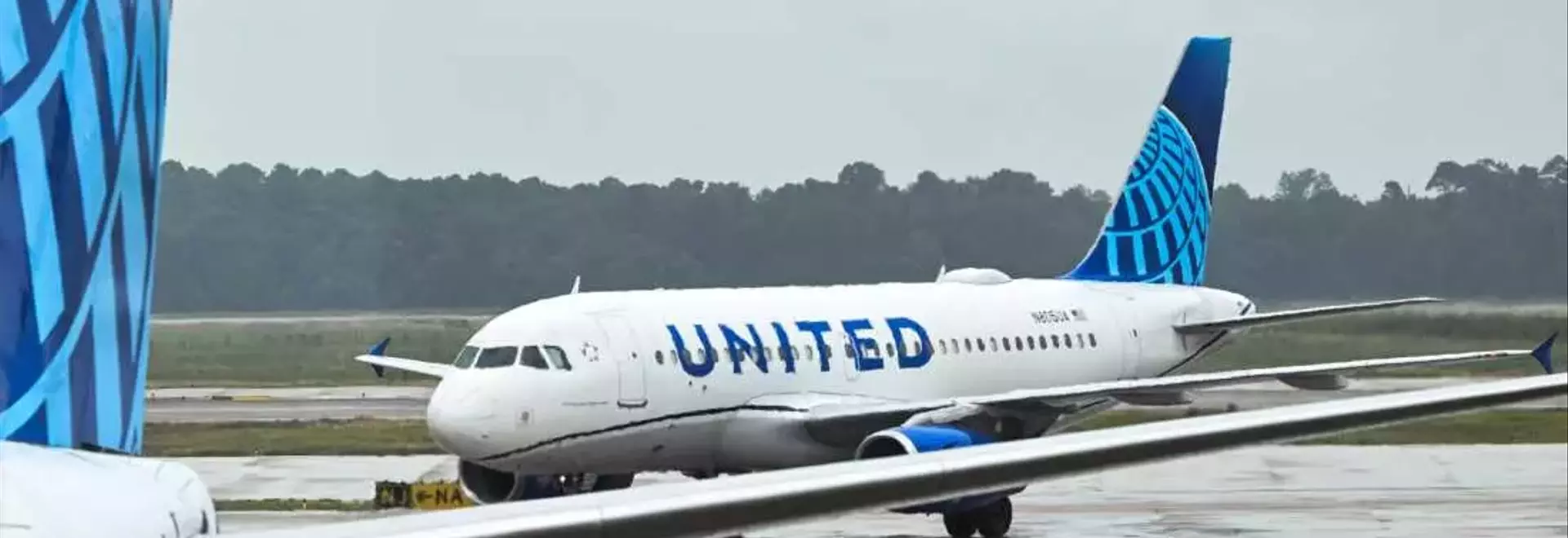 United Airlines Faces Widespread Disruptions Amidst Major Computer System Failure