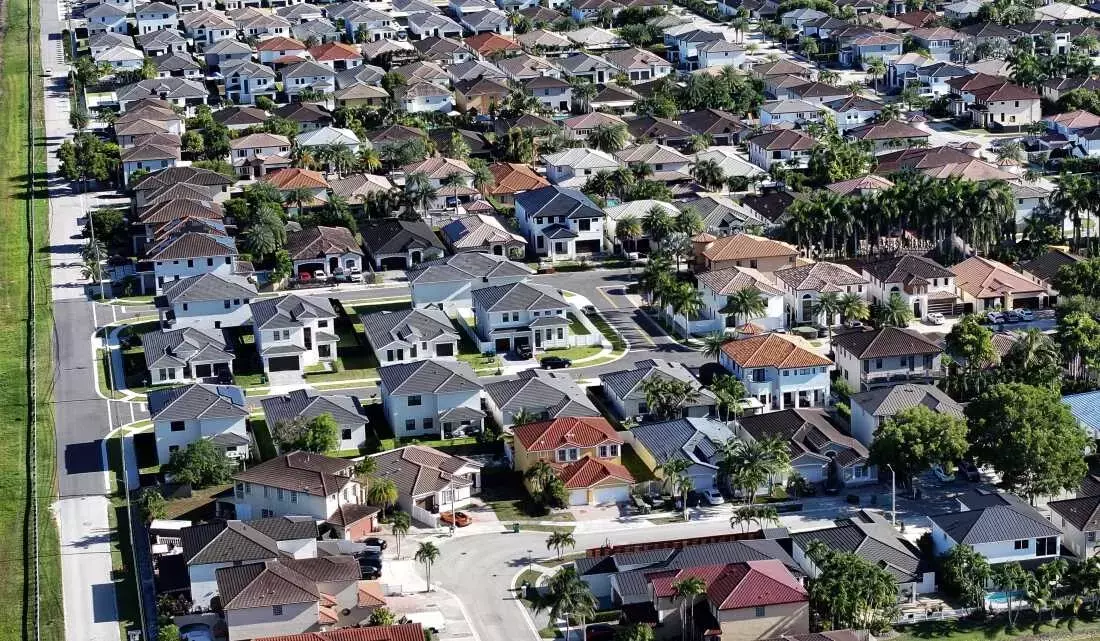 Housing Market Thaws: Signs of Improvement Amidst High Rates