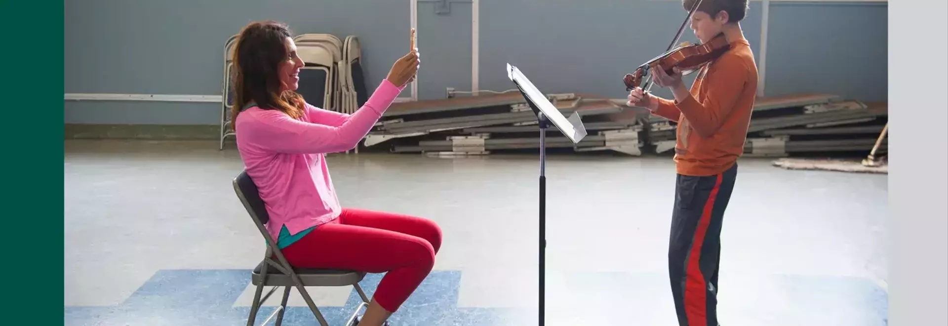 The Legging Debate: Are They Still Fashionable?