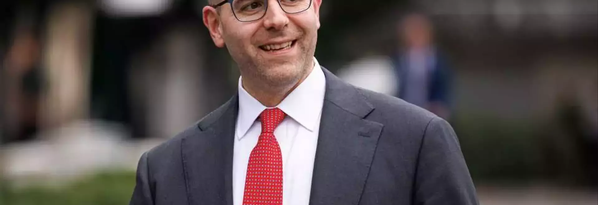 Senate Confirms Stephen Miran to Federal Reserve Board Amid Controversy