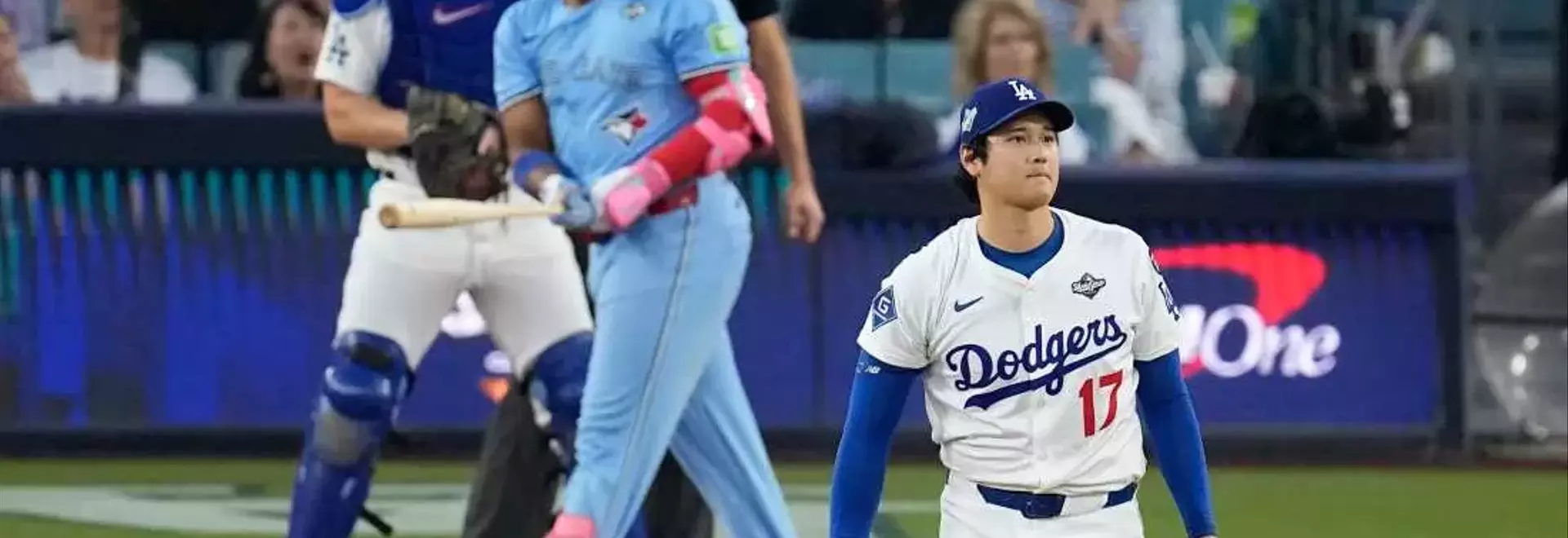 Blue Jays Triumph in World Series Game 4, Even Series Against Dodgers