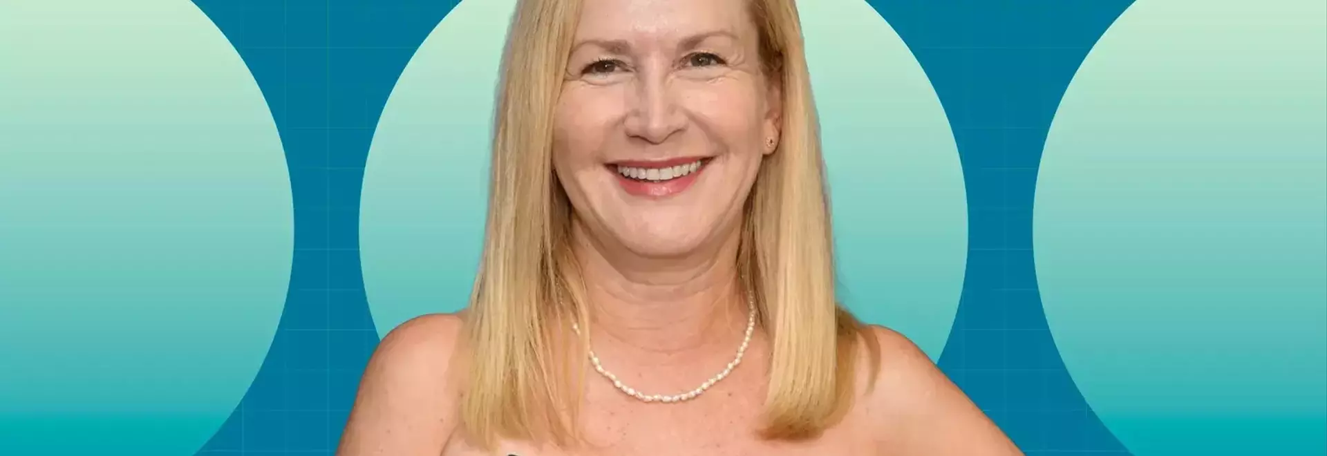 Angela Kinsey's Favorite On-Set Snack: A Simple and Effective Energy Boost