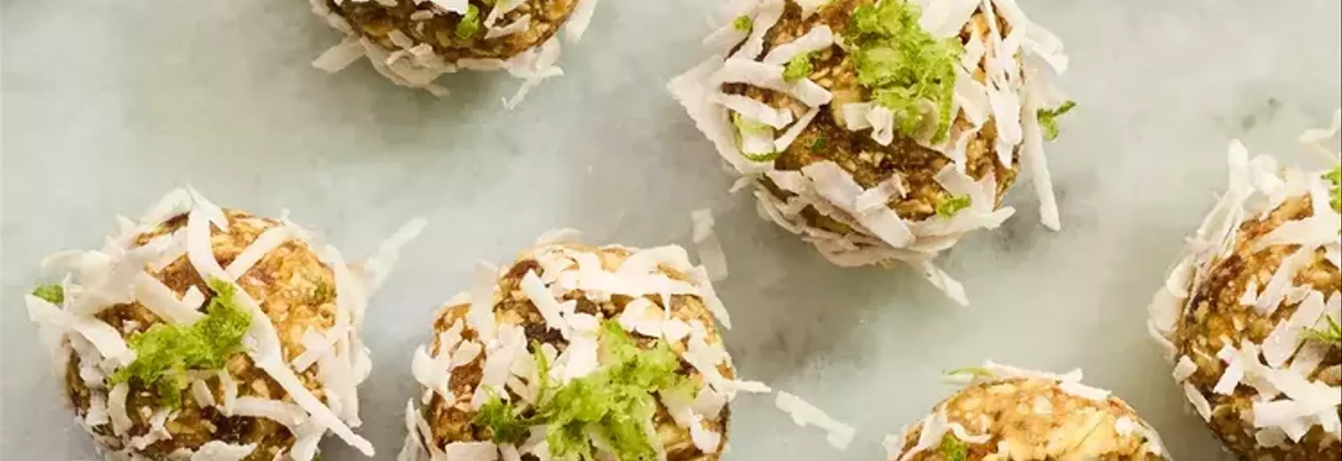 Healthy and Delicious Low-Calorie Snacks for Weight Management