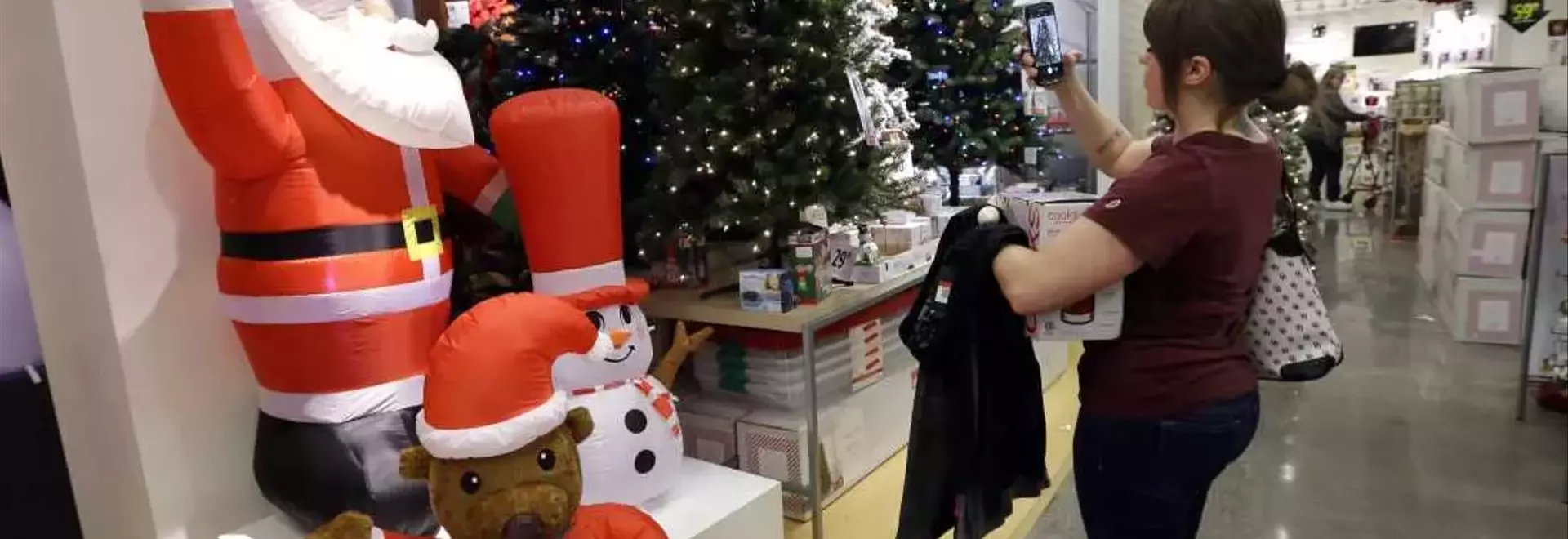 Tariffs Drive Up Artificial Christmas Tree Prices for Upcoming Holiday Season