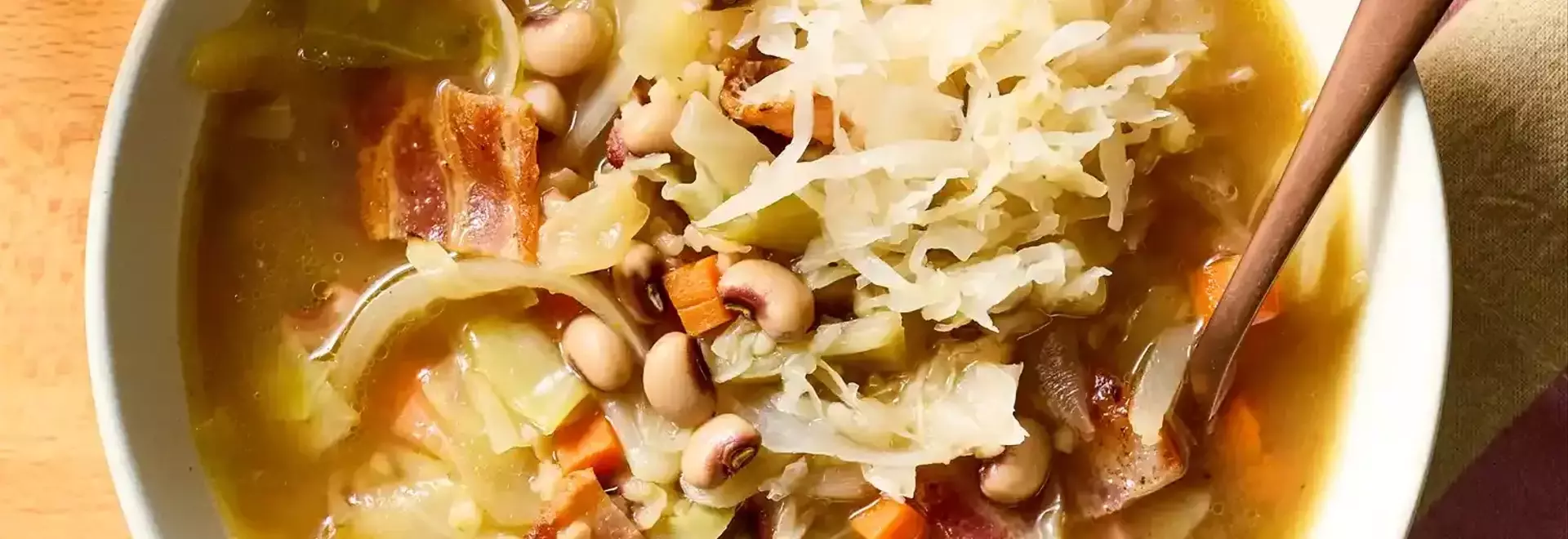 Hearty Ukrainian Cabbage Soup: A Family Tradition Reimagined