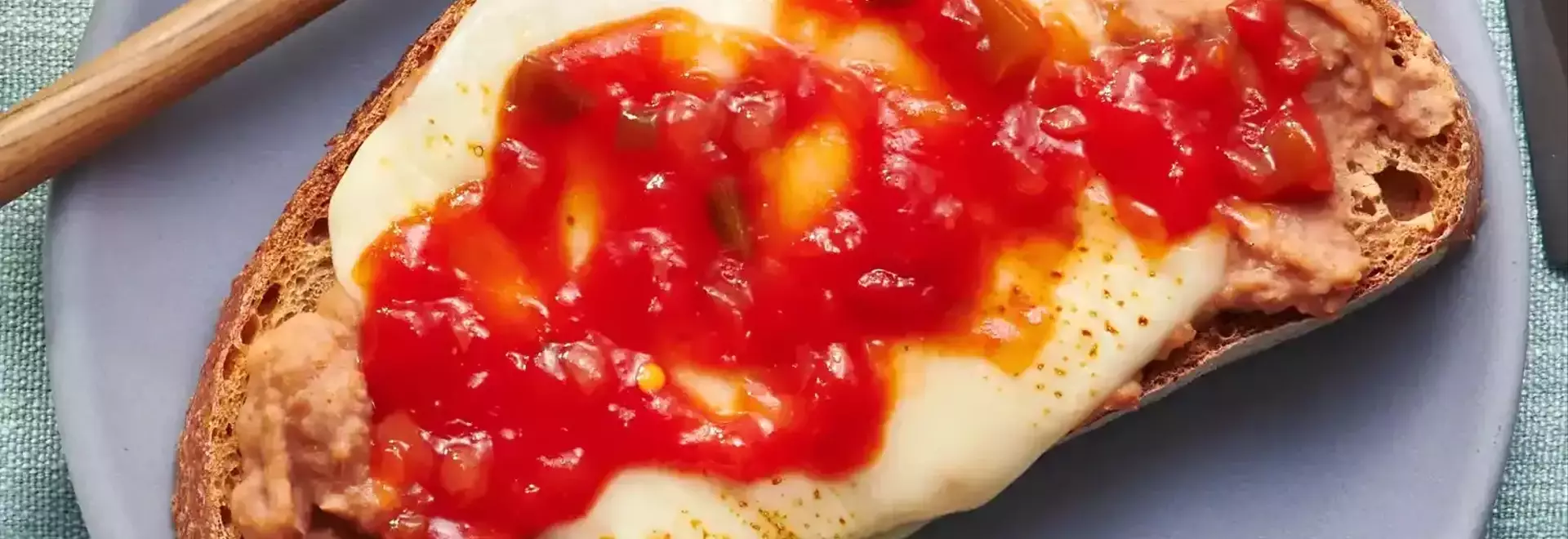Quick and Nutritious Cheesy Bean Toast: A Breakfast Revelation
