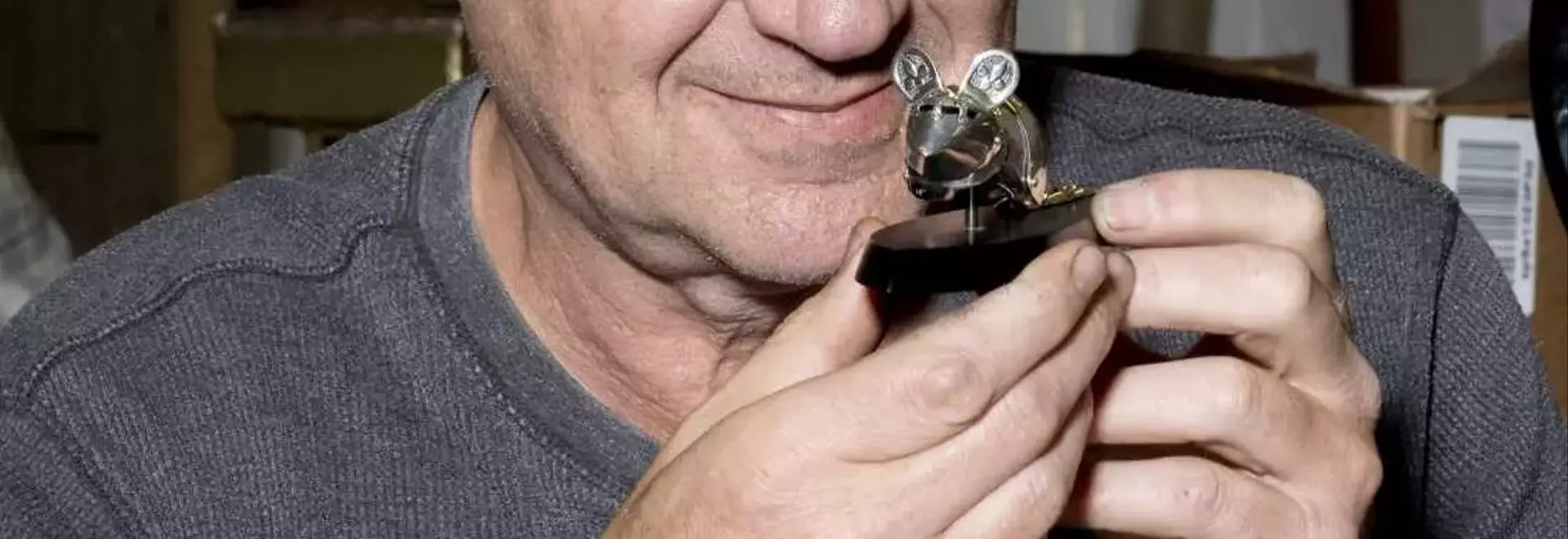 Jeff de Boer's Miniature Marvels: Crafting Intricate Armor for Mice