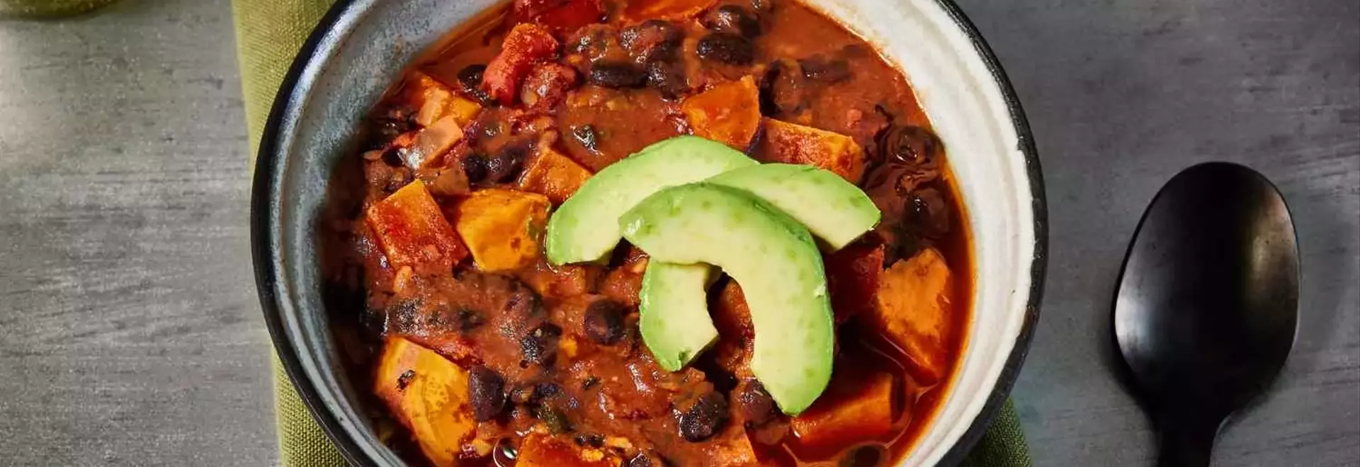 Effortless Weeknight Wonders: Quick and Flavorful Slow Cooker Dinners