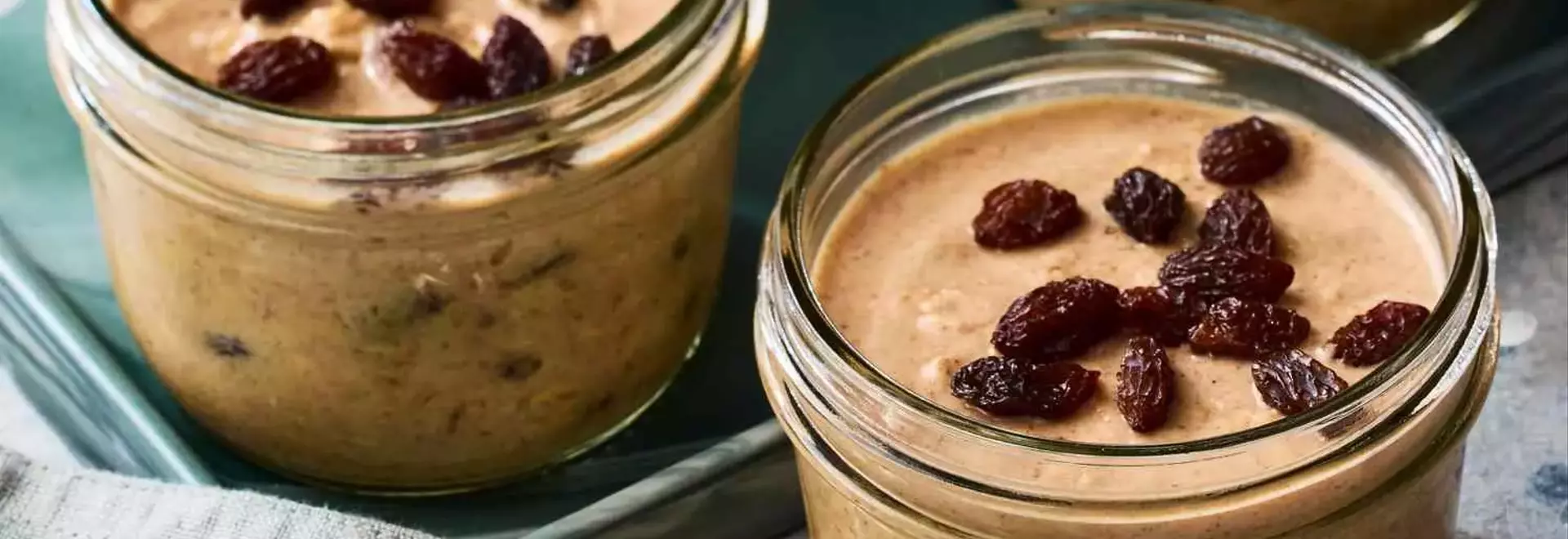 Overnight Cinnamon Raisin Oats: A Healthy and Convenient Breakfast