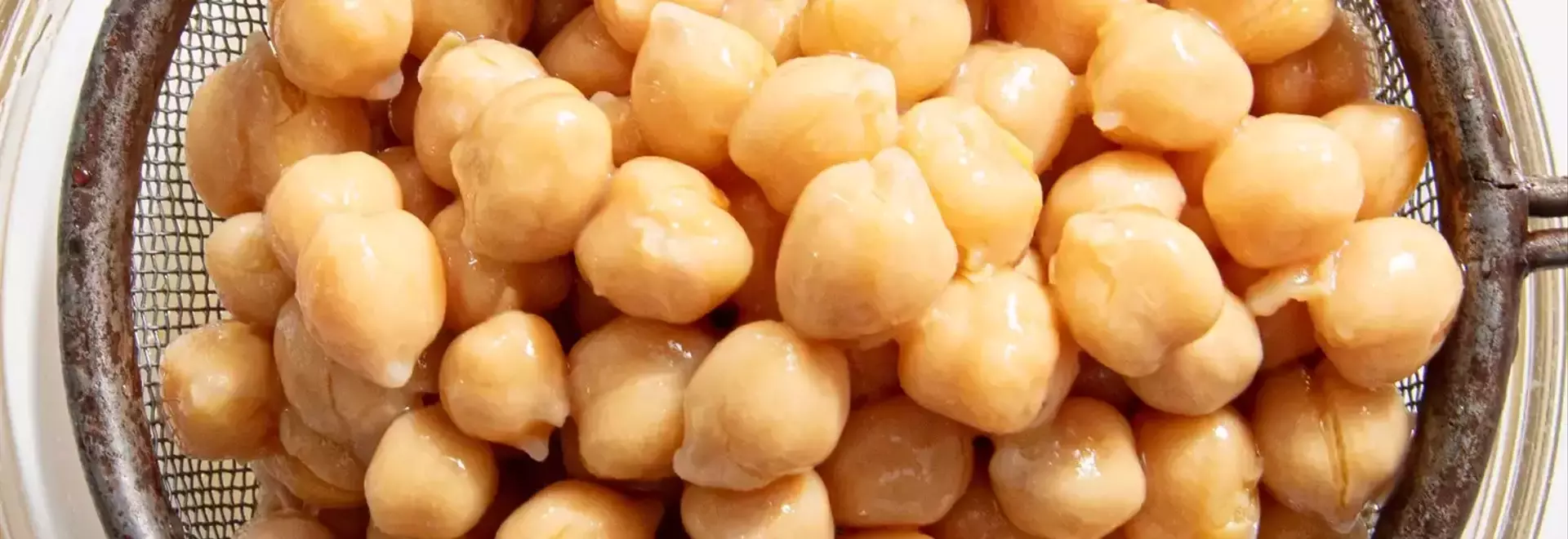 Achieving Ideal Tenderness: A Guide to Softening Canned Chickpeas and Other Beans
