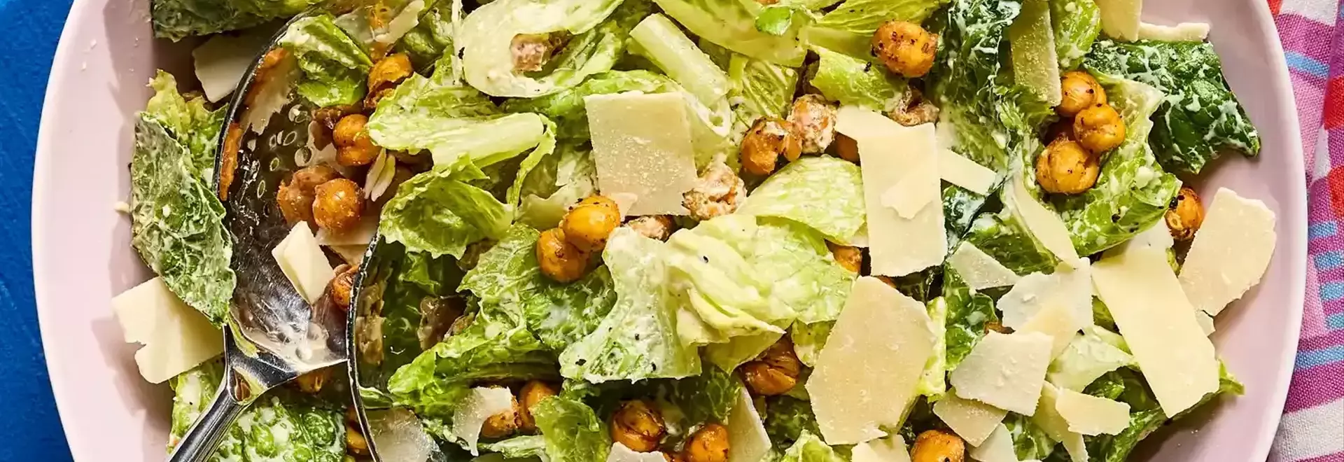 Crispy Chickpea Caesar Salad: A Healthy and Flavorful Meal