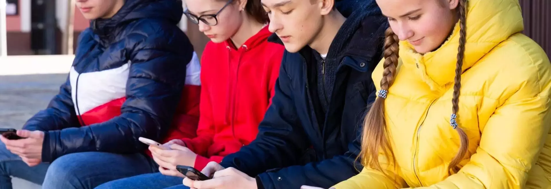 Why the Bark Phone Starter Plan Is an Excellent First Phone for Kids