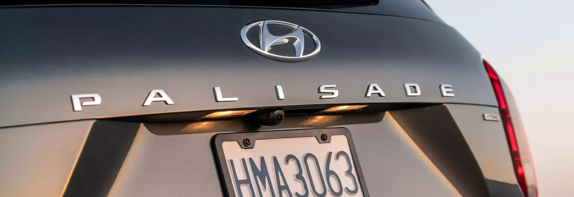 Lawsuit Targets Hyundai Over Palisade Airbag Recall Handling
