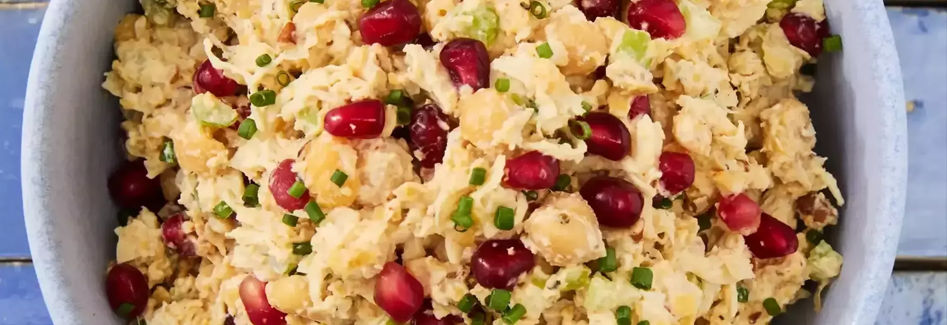 Wholesome Chickpea and Chicken Salad: A Nutritious and Flavorful Meal Solution