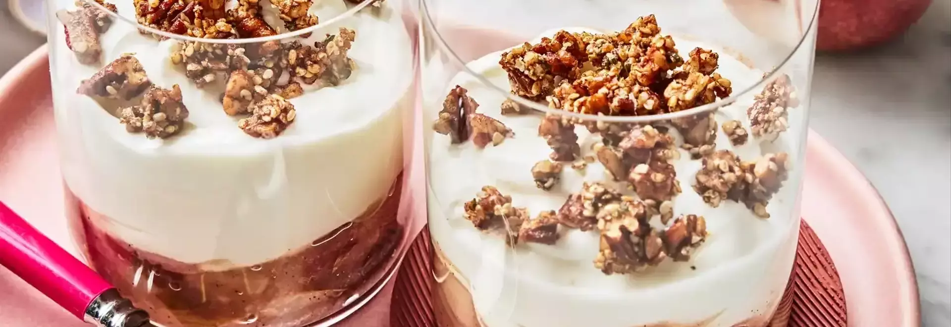 Nourishing Pear and Yogurt Parfait: A Delightful Start to Your Day