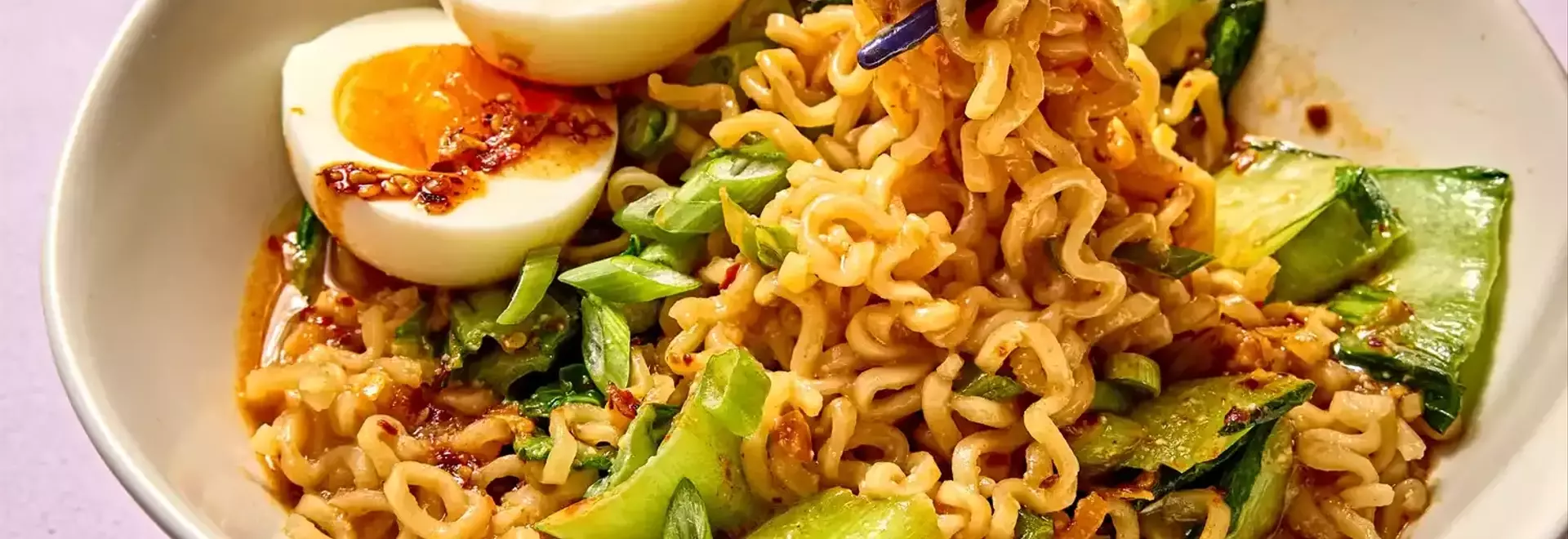 Quick and Flavorful Miso Butter Ramen: A 15-Minute Delight