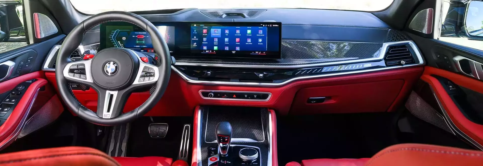 A Closer Look at the 2025 BMW X5 M Competition's Interior