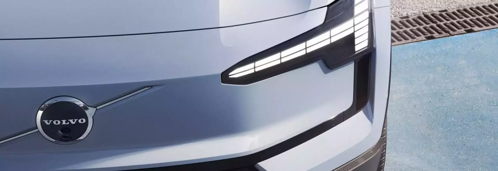 Volvo Expands EX30 Recall Due to Battery Risk