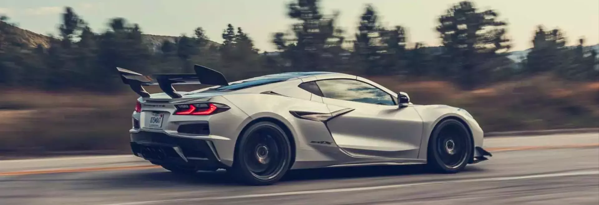 2026 Chevrolet Corvette ZR1X: Unbridled Power and Engineering Excellence