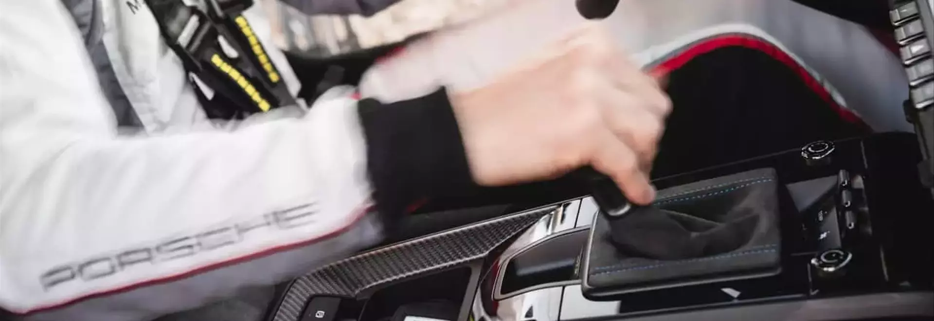 Porsche's Innovative Gearbox Blends Manual and Automatic Driving
