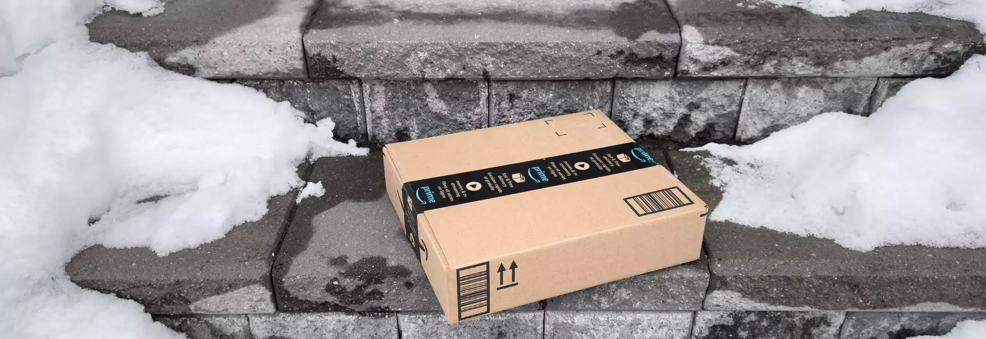 Amazon's 'Very Bright' Rechargeable Flashlight Now 37% Off