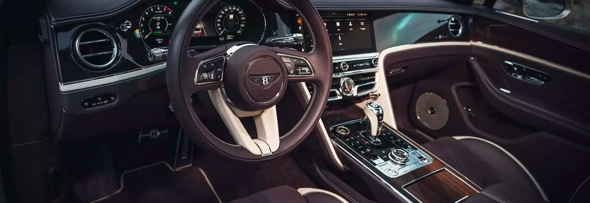 2025 Bentley Flying Spur Speed: A Glimpse Inside Luxury