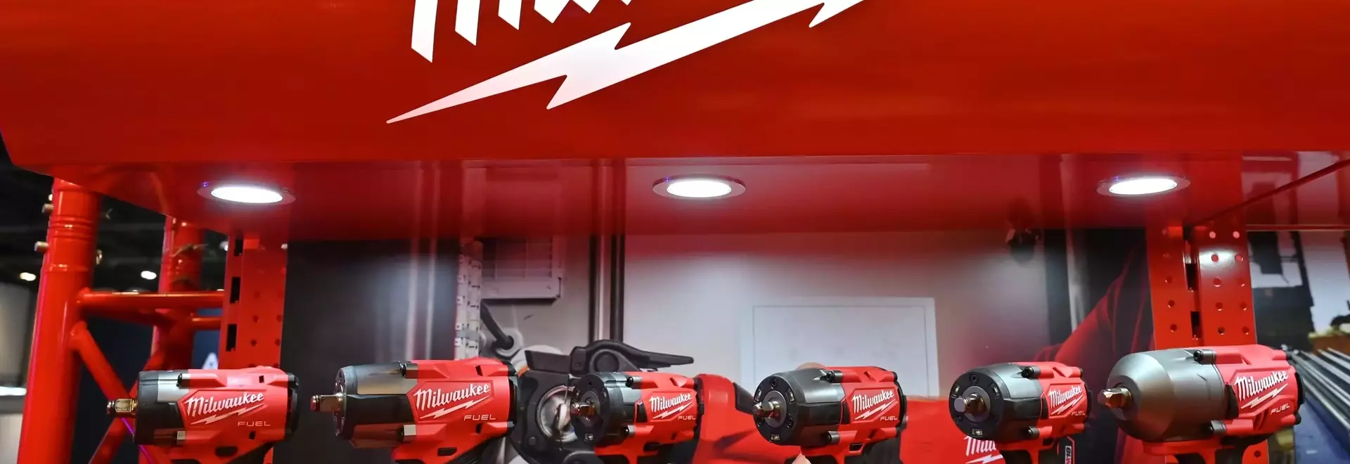 Milwaukee M12 Cordless Ratchet Kit: A Powerful Tool for Mechanics