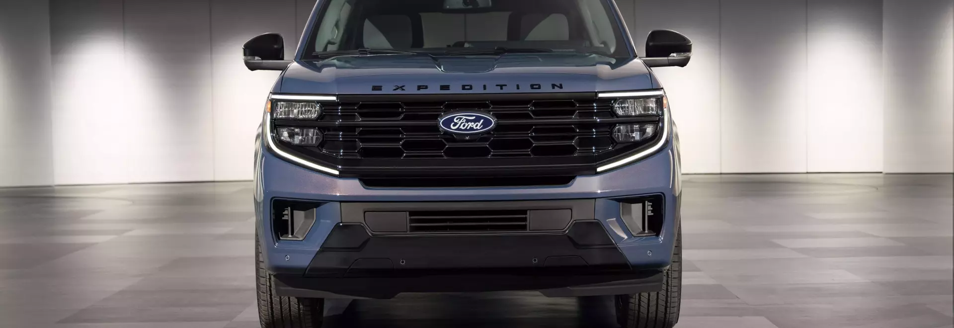 Ford Expedition Celebrates 30 Years with Special Anniversary Package