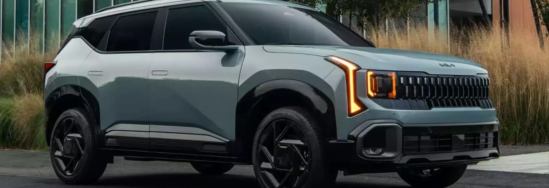 Kia Unveils 2027 Seltos with Telluride-Inspired Design and Multiple Powertrain Options