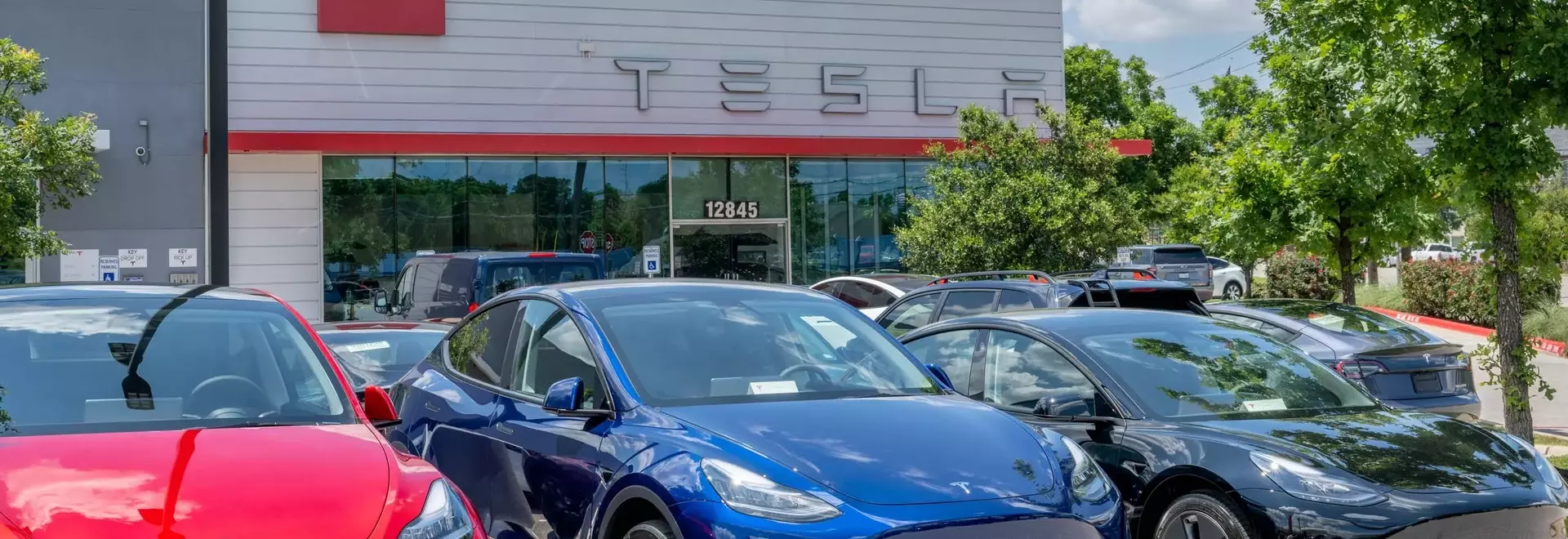 Tesla's 50,000-Vehicle Stockpile: An In-Depth Look at the Electric Vehicle Giant's Unsold Inventory Challenge