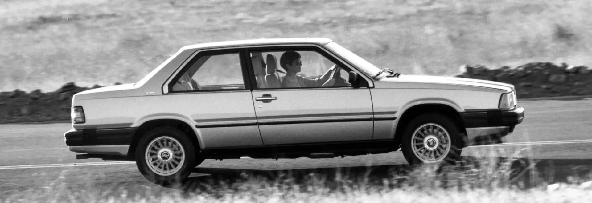 A Retrospective Look at the 1987 Volvo 780: A Luxurious Coupé Reimagined