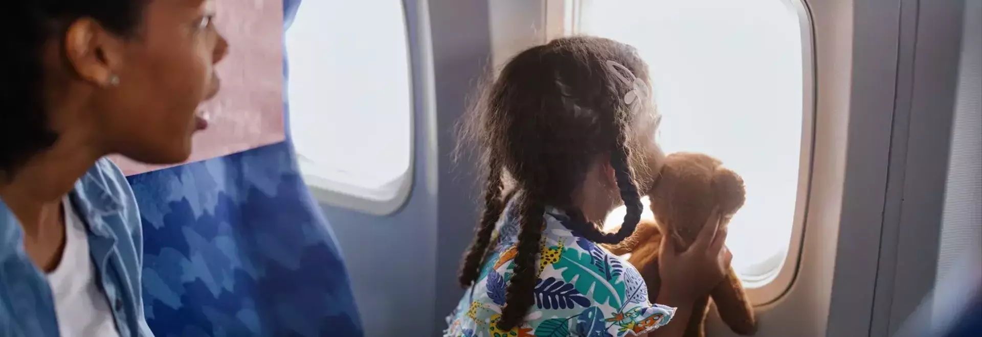 Seamless Family Flights: Expert Tips for Traveling with Children