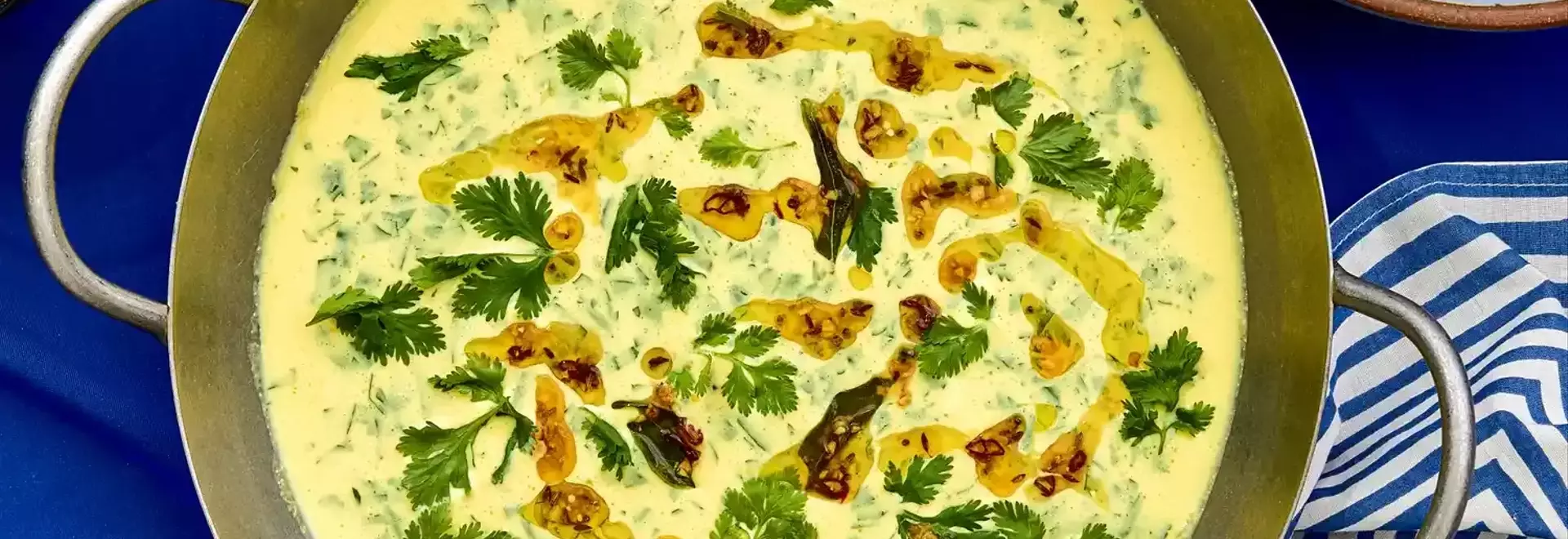 Crafting Kadhi: A Tangy and Flavorful Chickpea-Yogurt Stew
