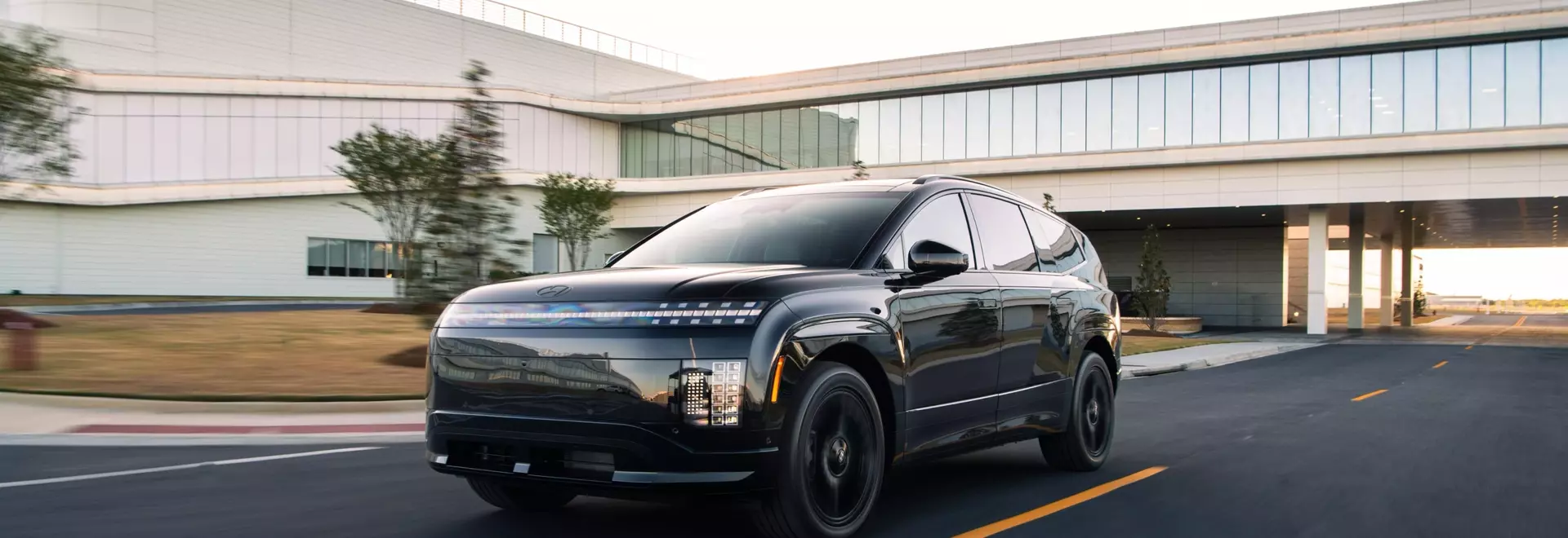 2027 Hyundai Ioniq 9 Black Ink Edition: The Dark Side of Luxury Electric SUVs