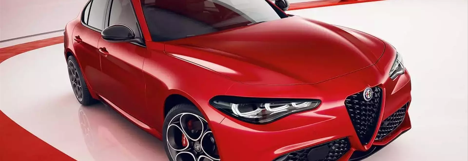 Alfa Romeo Giulia and Stelvio Get Performance Pack Update