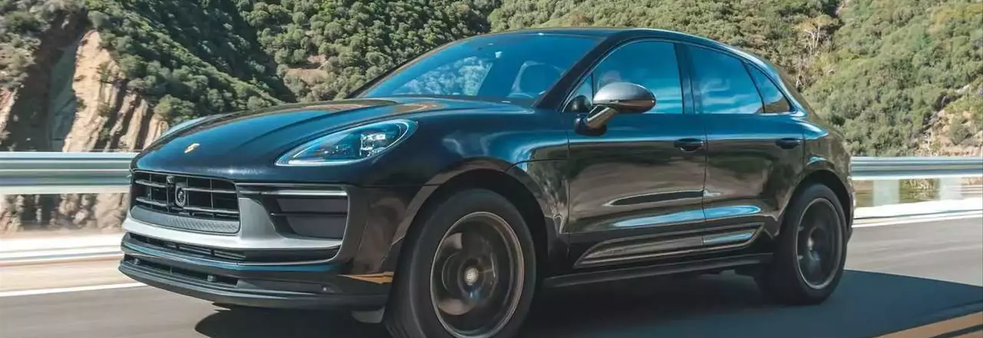 Porsche Increases Inventory for Gas-Powered Macan Ahead of Production Halt