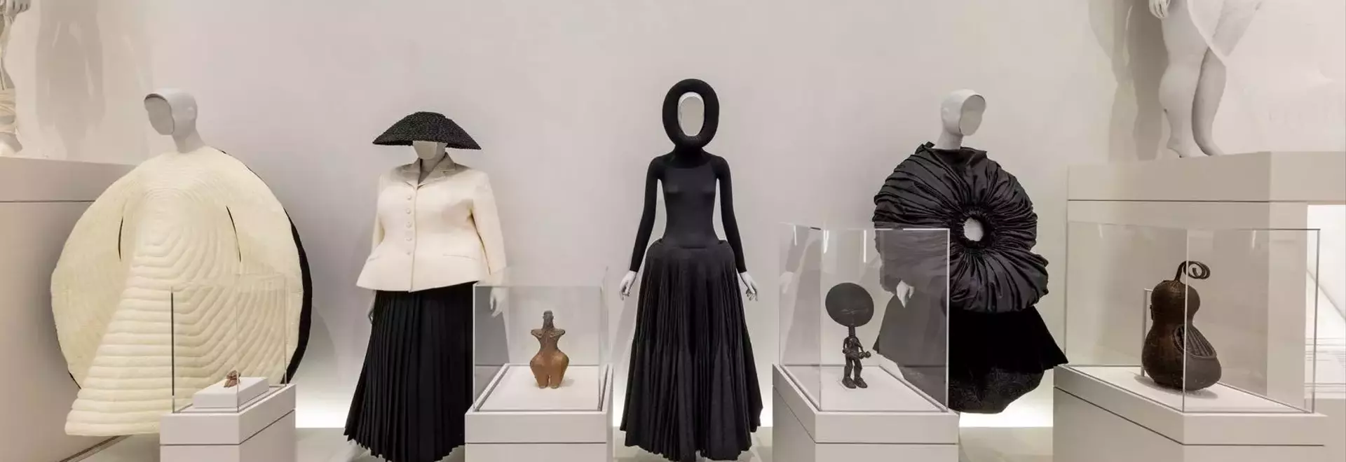 Metropolitan Museum's 'Costume Art' Exhibition Redefines Mannequin Representation