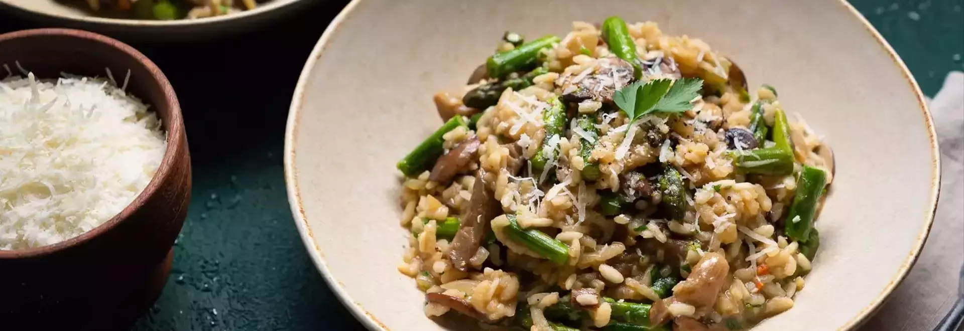 Crafting the Ultimate Mushroom and Asparagus Risotto