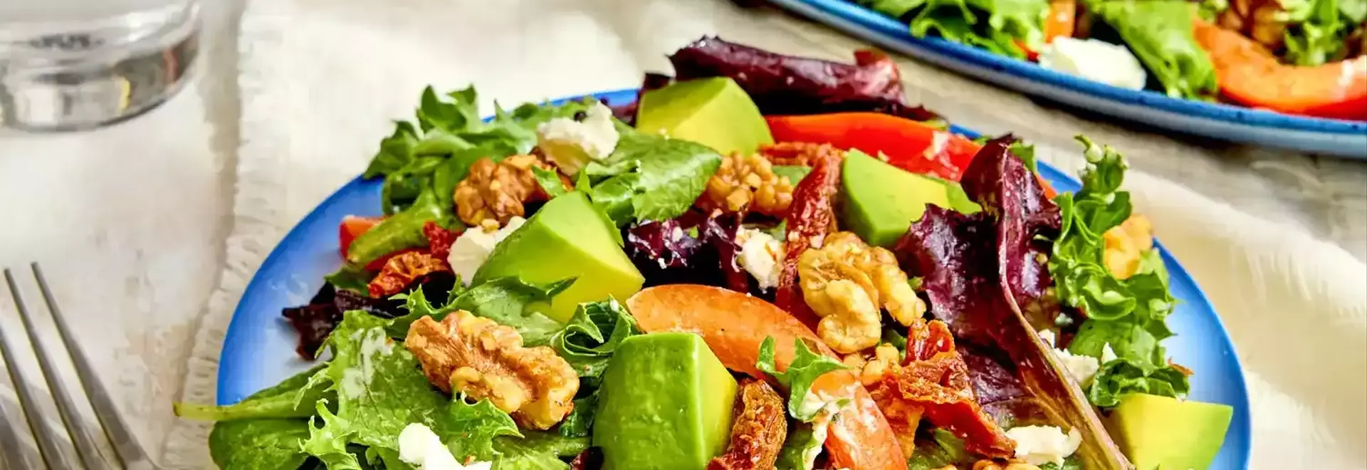 The Art of Crafting a Perfect California-Style Salad