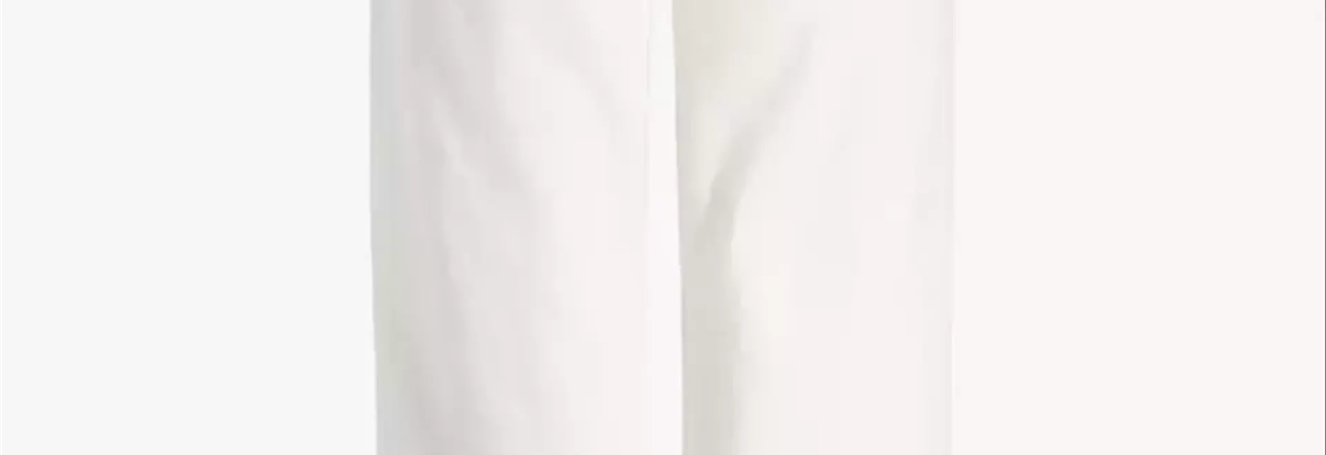 The Enduring Appeal of White Jeans: A Year-Round Fashion Essential