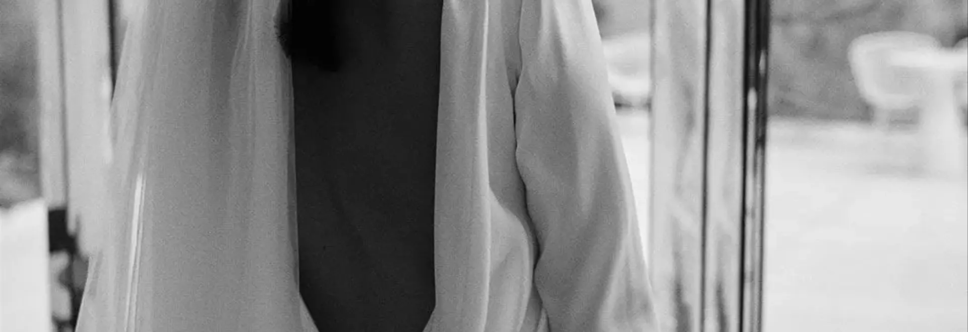 A Whirlwind Romance: Lynn Rozenberg's Journey to Love and Unexpected Nuptials