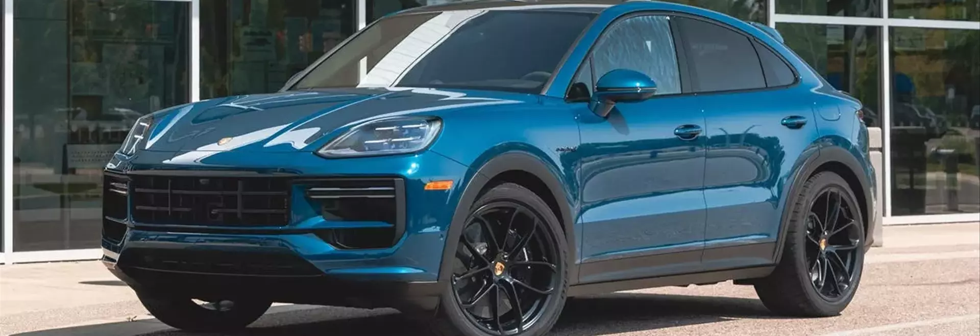 2027 Porsche Cayenne Hybrid Review
