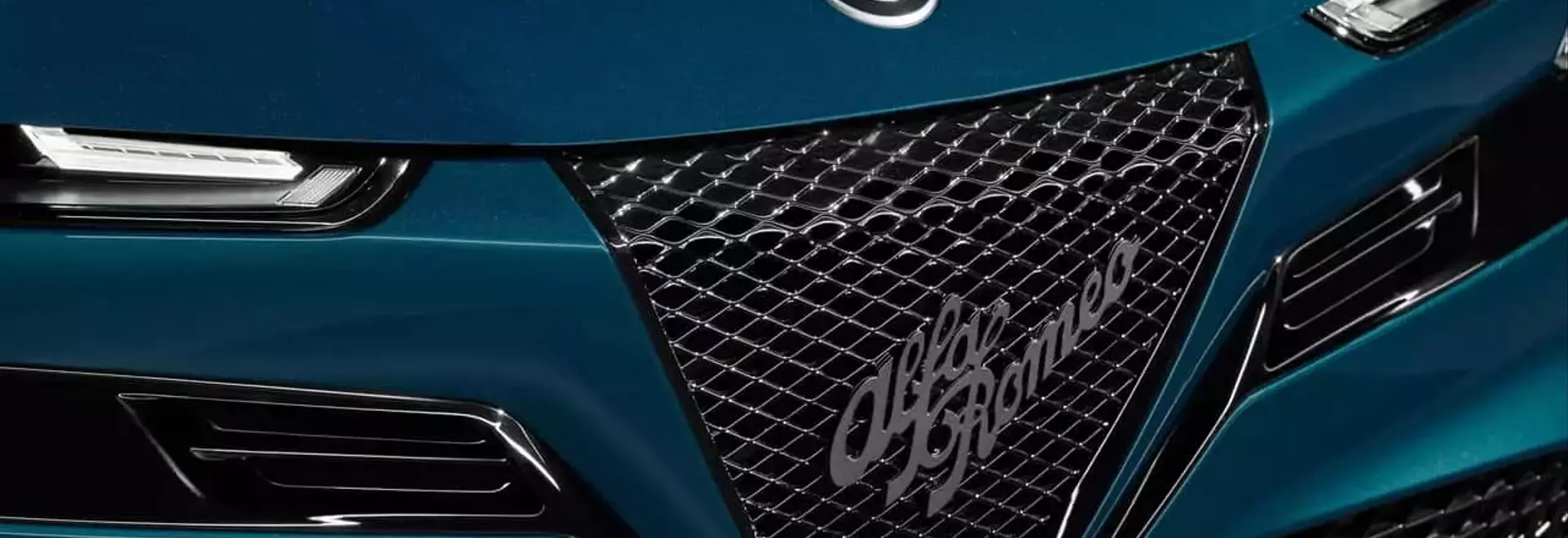 Alfa Romeo Announces New Hatchback Model with Gasoline Engine Options