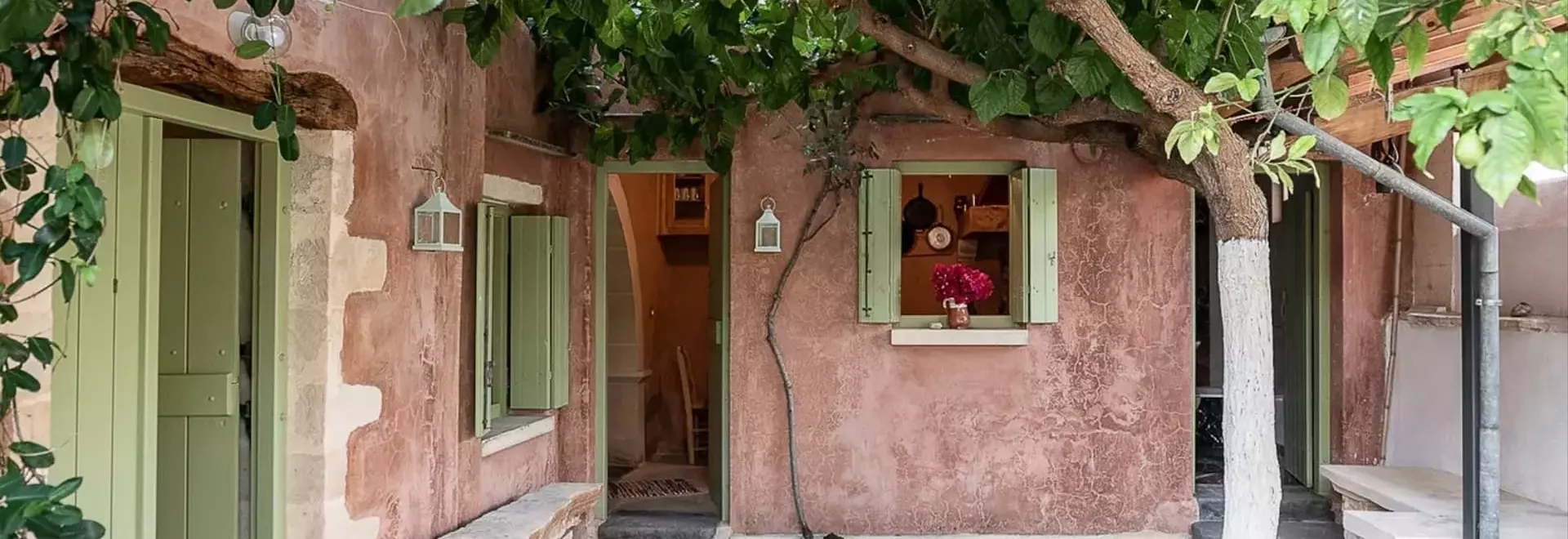 Crete's Hidden Gems: A Guide to the Island's Most Charming Airbnbs