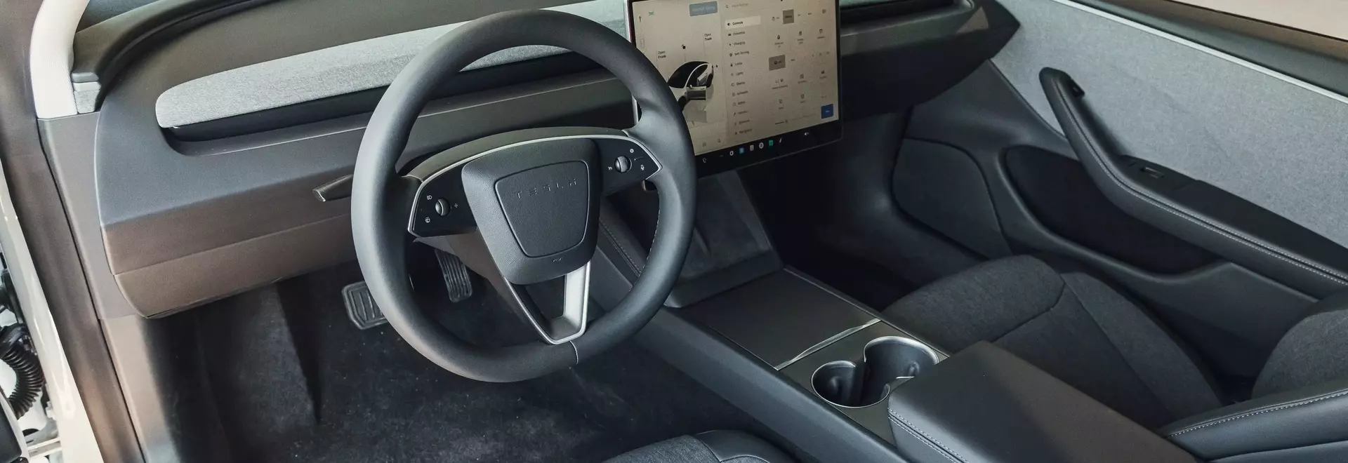 2026 Tesla Model 3 Standard RWD: Interior Review and Features